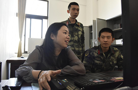 軍嫂鄭如:雖苦不怕，是我對愛的承諾