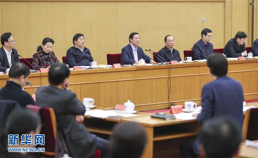 3月17日，中共中央政治局委員、中央書記處書記、中宣部部長劉奇葆在北京出席中華優(yōu)秀傳統(tǒng)文化傳承發(fā)展工作座談會(huì)。 新華社記者丁林?jǐn)z