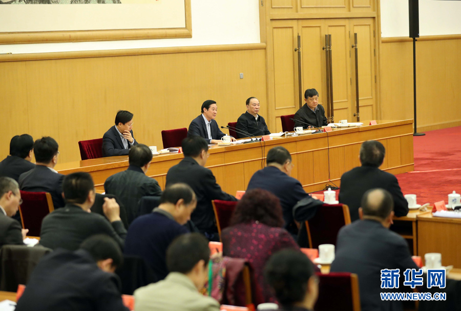 3月23日，治國理政論壇“‘四個全面’戰(zhàn)略布局系列理論研討會”首場研討會在北京召開，中共中央政治局委員、中央書記處書記、中宣部部長劉奇葆出席會議并講話。新華社記者 劉衛(wèi)兵 攝
