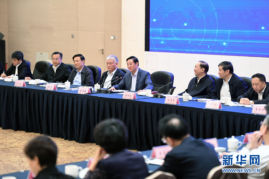 5月11日，中宣部在深圳召開深化文化體制改革座談會(huì)。中共中央政治局委員、中央書記處書記、中宣部部長(zhǎng)劉奇葆出席會(huì)議并講話。 新華社記者張領(lǐng) 攝