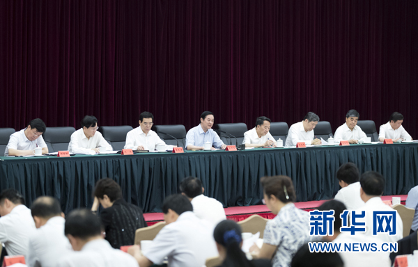 7月12日，中共中央政治局委員、中央書記處書記、中宣部部長劉奇葆在北京出席全國出版工作會議。 新華社記者 丁海濤 攝