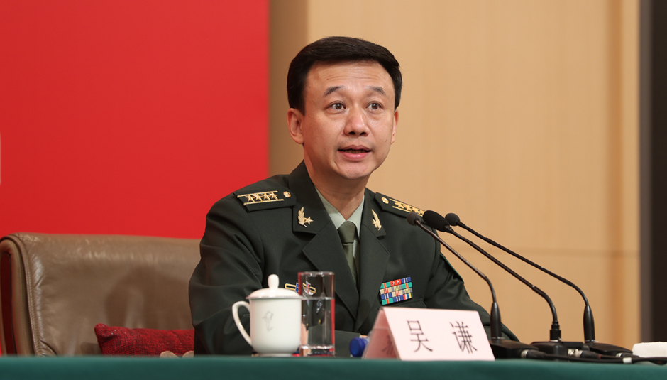 國(guó)防部新聞局局長(zhǎng)、國(guó)防部新聞發(fā)言人吳謙大校介紹相關(guān)情況
