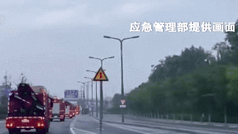 暴雨中 他們“逆流而上”：跨省救援！7省1800名消防員增援河南